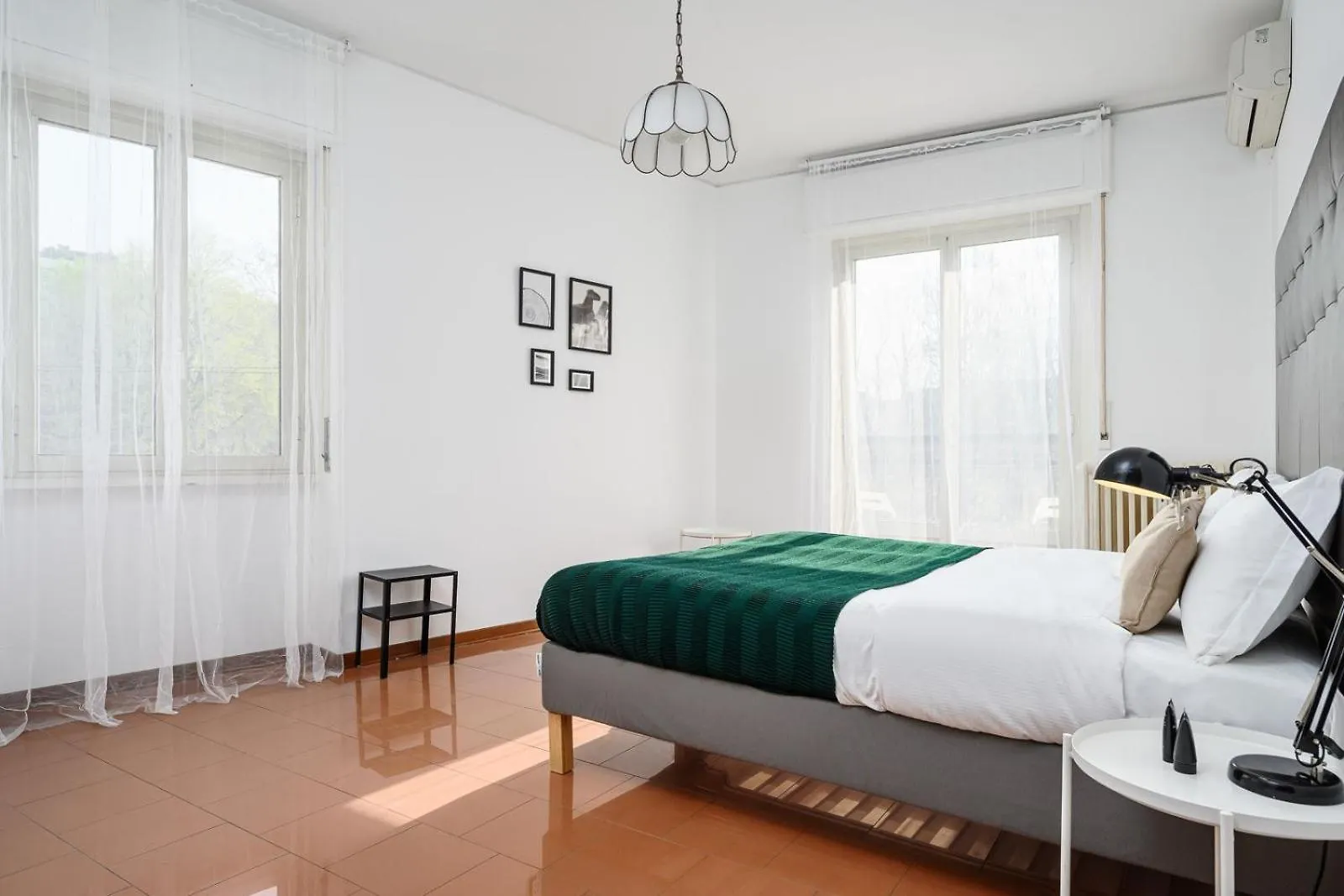 New Two Bedrooms Apartment Near Wagner Area location