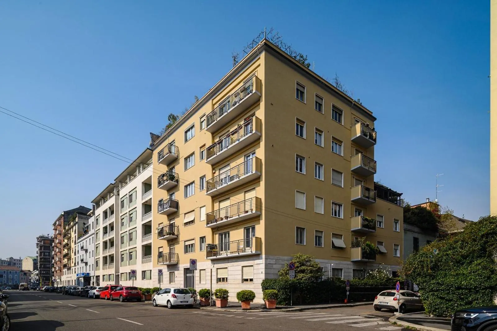 New Two Bedrooms Apartment Near Wagner Area Milánó Olaszország